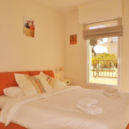 Stunning 2 Bed, 2 Bath Apt On The Cannes Sea Front Has Swimming Pool And Is A Secure Modern Building 464 Екстериор снимка