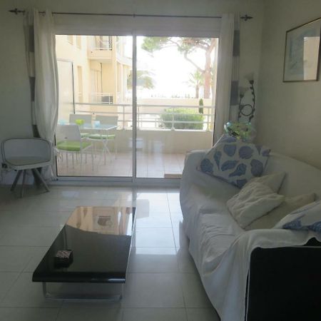 Stunning 2 Bed, 2 Bath Apt On The Cannes Sea Front Has Swimming Pool And Is A Secure Modern Building 464 Екстериор снимка