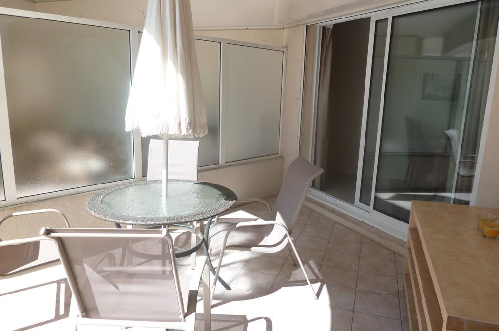 Stunning 2 Bed, 2 Bath Apt On The Cannes Sea Front Has Swimming Pool And Is A Secure Modern Building 464 Екстериор снимка