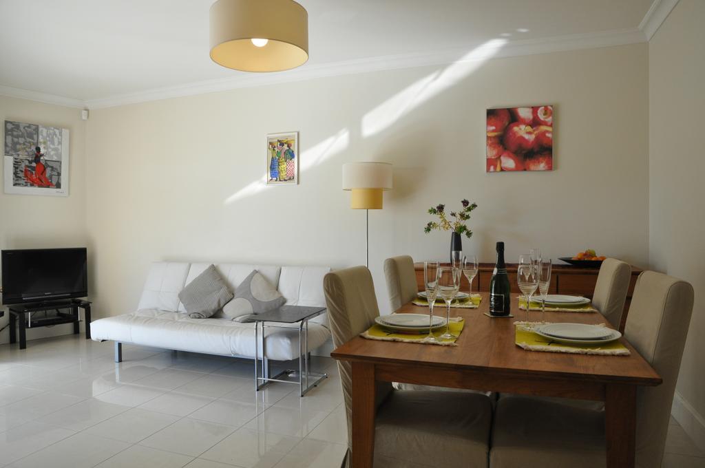 Stunning 2 Bed, 2 Bath Apt On The Cannes Sea Front Has Swimming Pool And Is A Secure Modern Building 464 Екстериор снимка