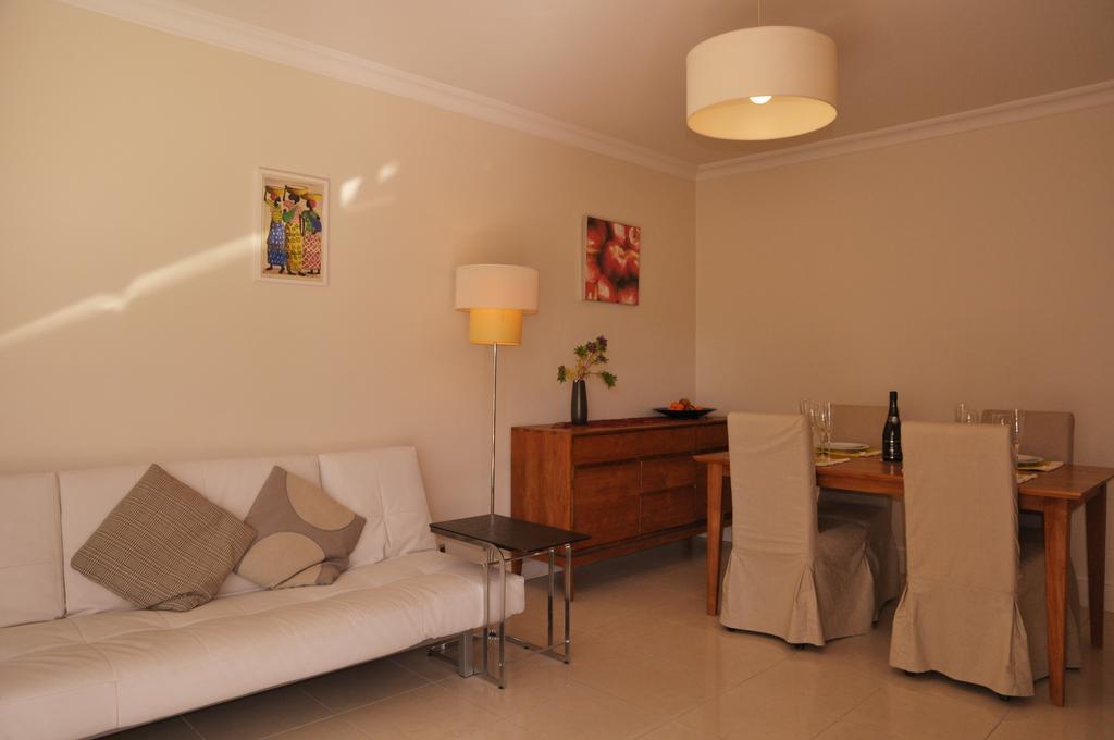Stunning 2 Bed, 2 Bath Apt On The Cannes Sea Front Has Swimming Pool And Is A Secure Modern Building 464 Екстериор снимка