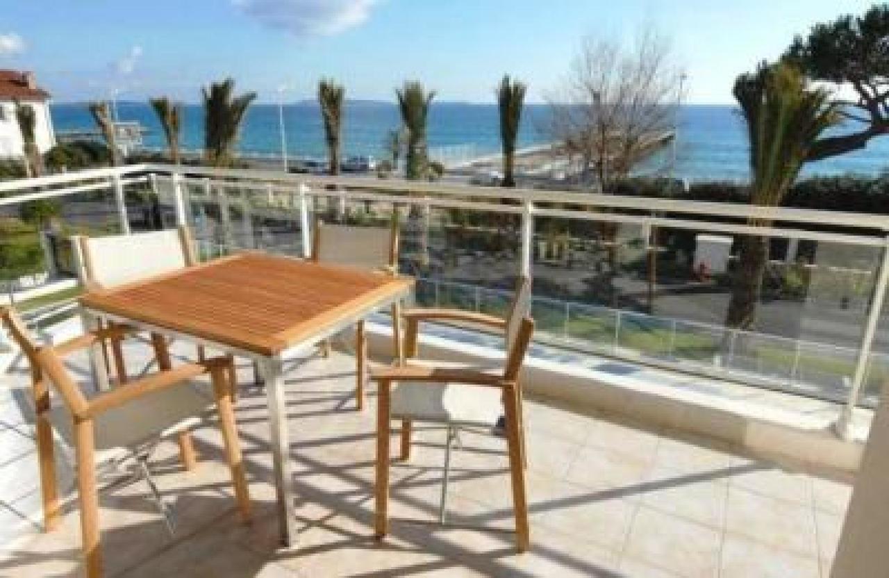 Stunning 2 Bed, 2 Bath Apt On The Cannes Sea Front Has Swimming Pool And Is A Secure Modern Building 464 Екстериор снимка