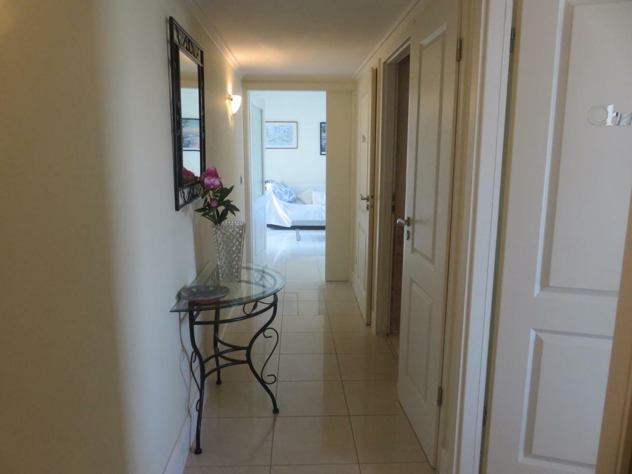 Stunning 2 Bed, 2 Bath Apt On The Cannes Sea Front Has Swimming Pool And Is A Secure Modern Building 464 Екстериор снимка